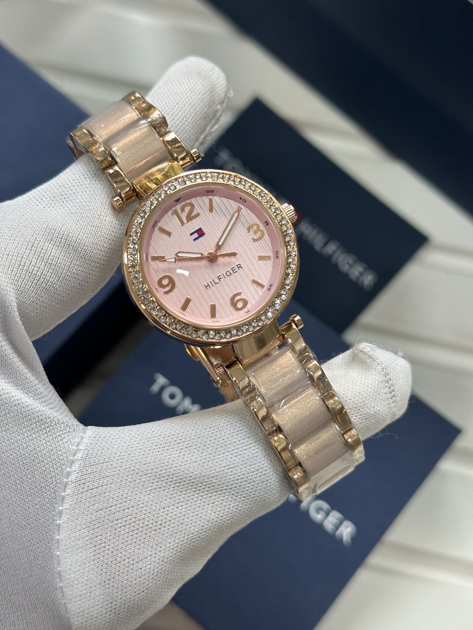 Tommy Hilfiger Luxury Pink & Gold Stylish Girls